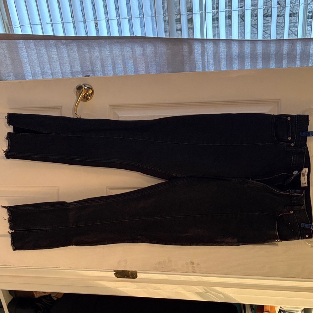 Abercrombie & Fitch Black Split Jean